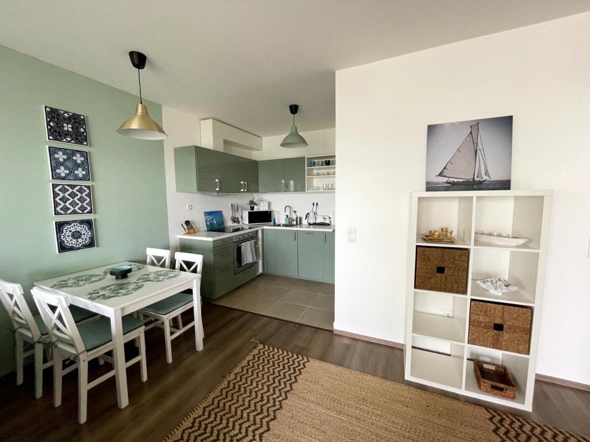 Vizpart Honved Apartman Balatonlelle Exteriör bild